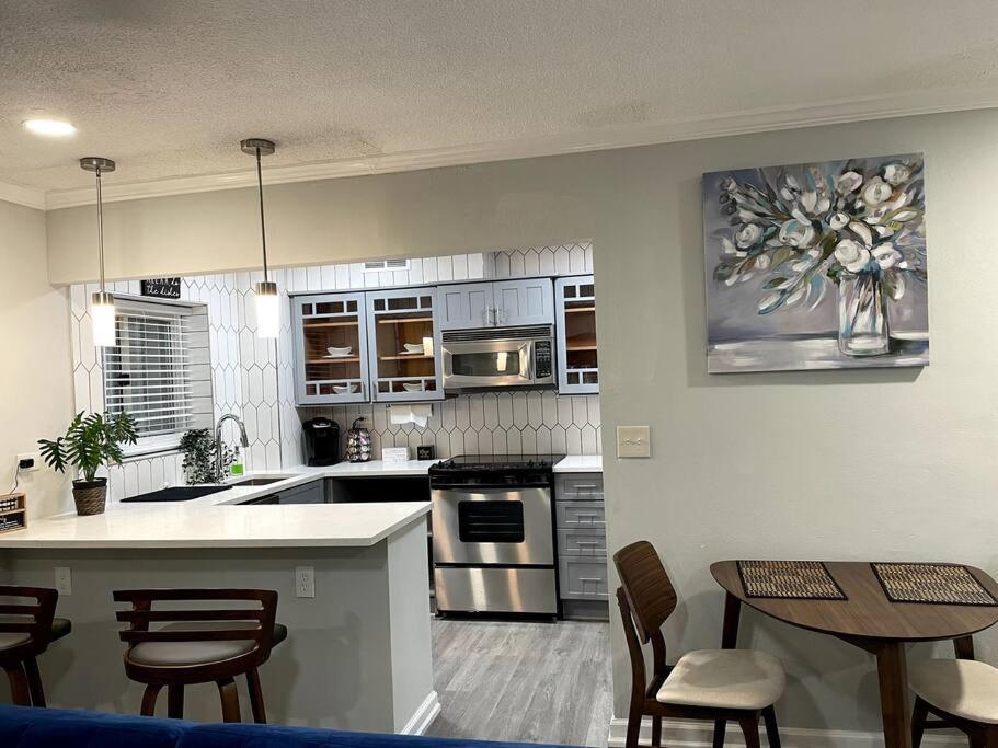 Home Away From Home Condo Downtown Atl 16Th Floor Ατλάντα Εξωτερικό φωτογραφία