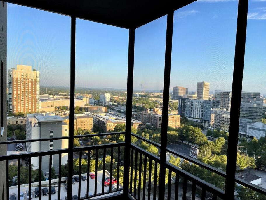Home Away From Home Condo Downtown Atl 16Th Floor Ατλάντα Εξωτερικό φωτογραφία